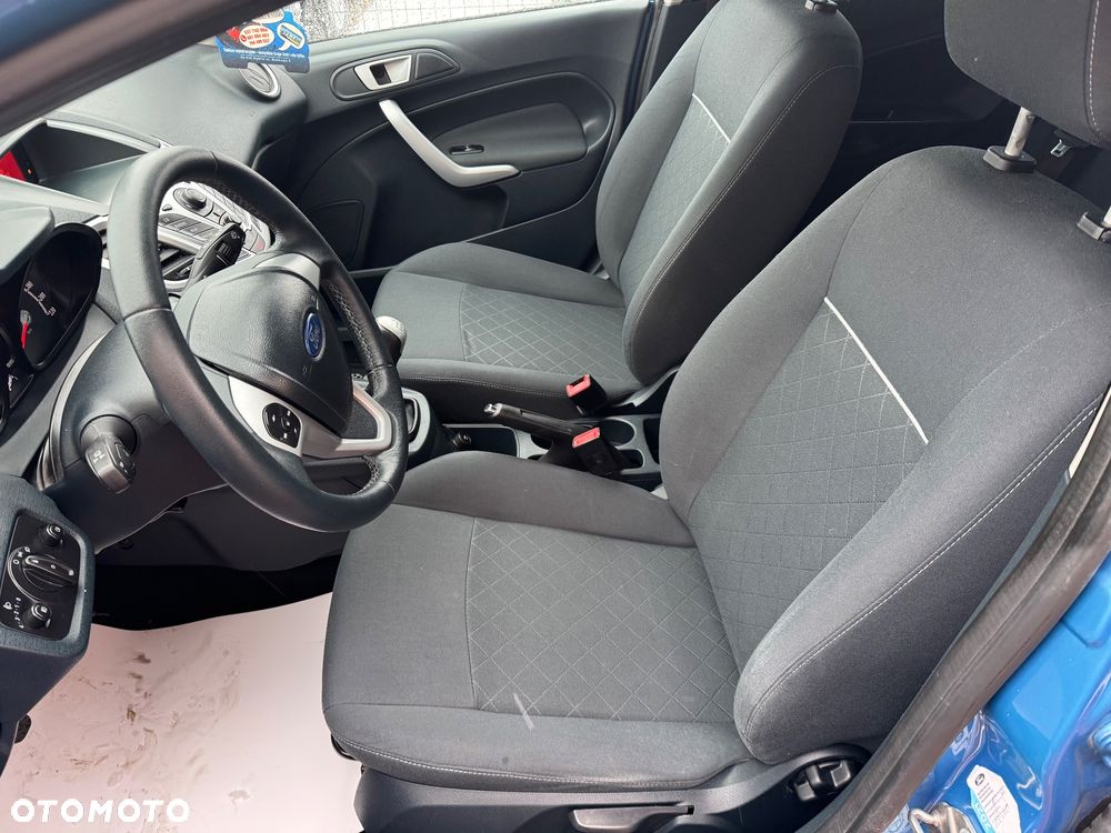 Ford Fiesta - 20