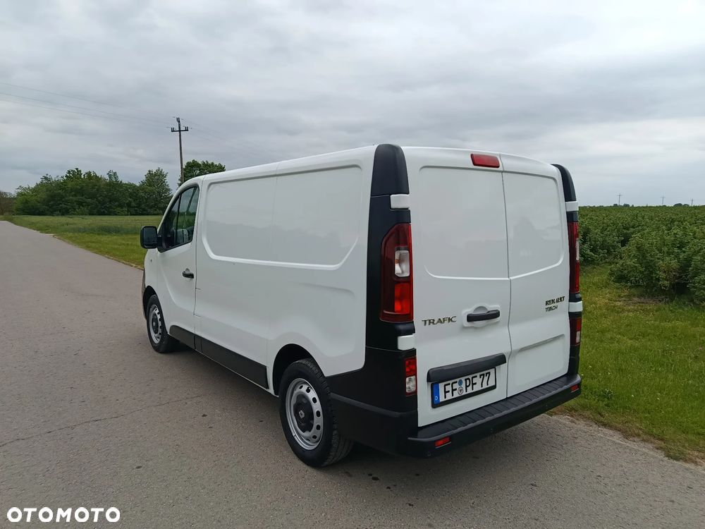 Renault Trafic - 4