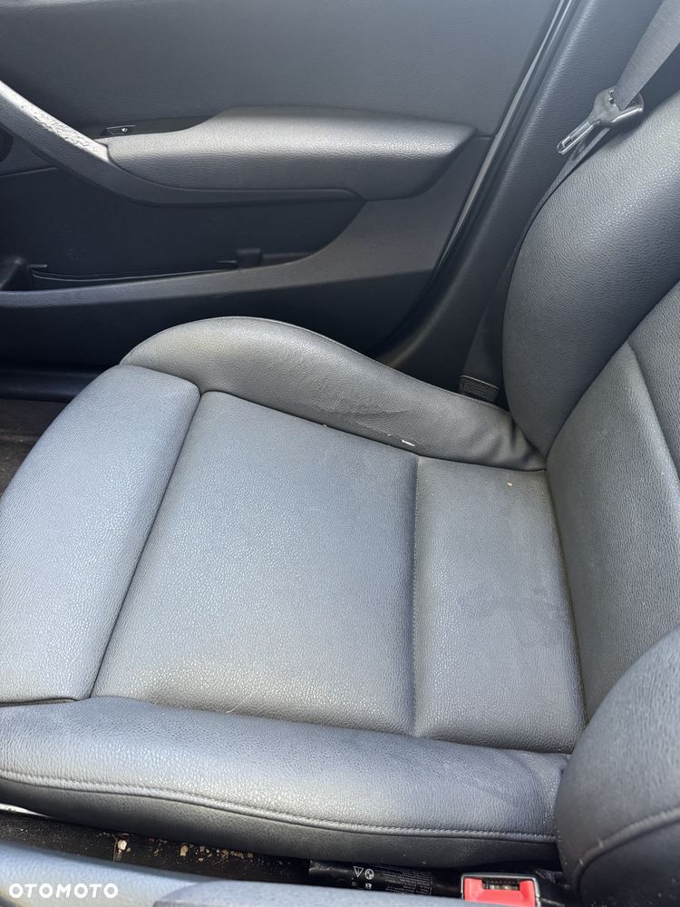 BMW X1 xDrive28i Sport Line - 13