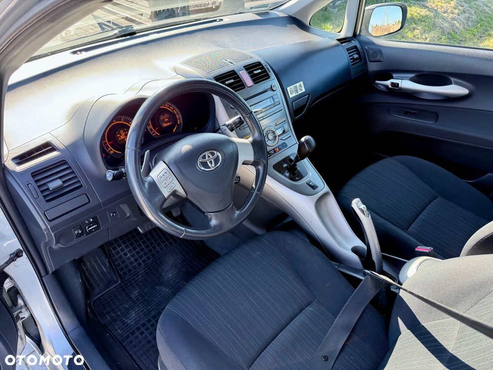 Toyota Auris 1.6 VVT-i Multimode Executive - 9