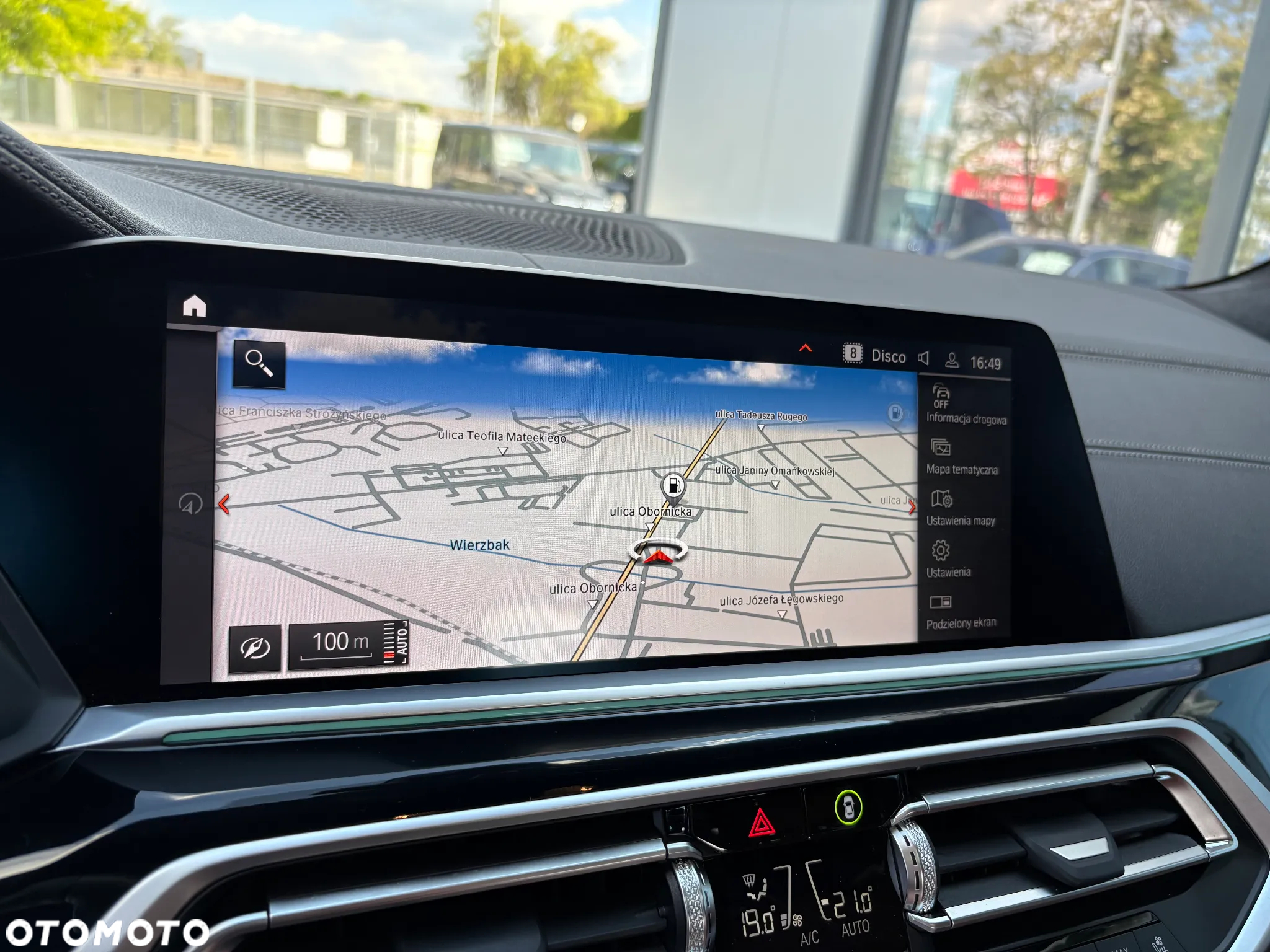 BMW X7 M50i sport - 23