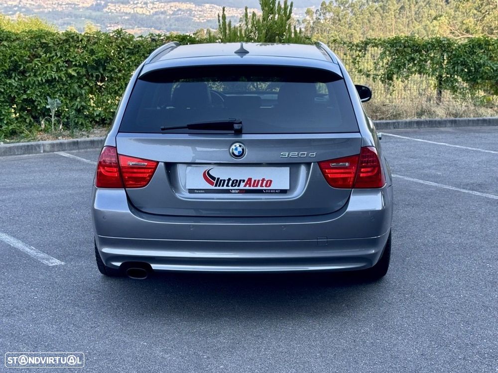 BMW 320 d Touring - 15