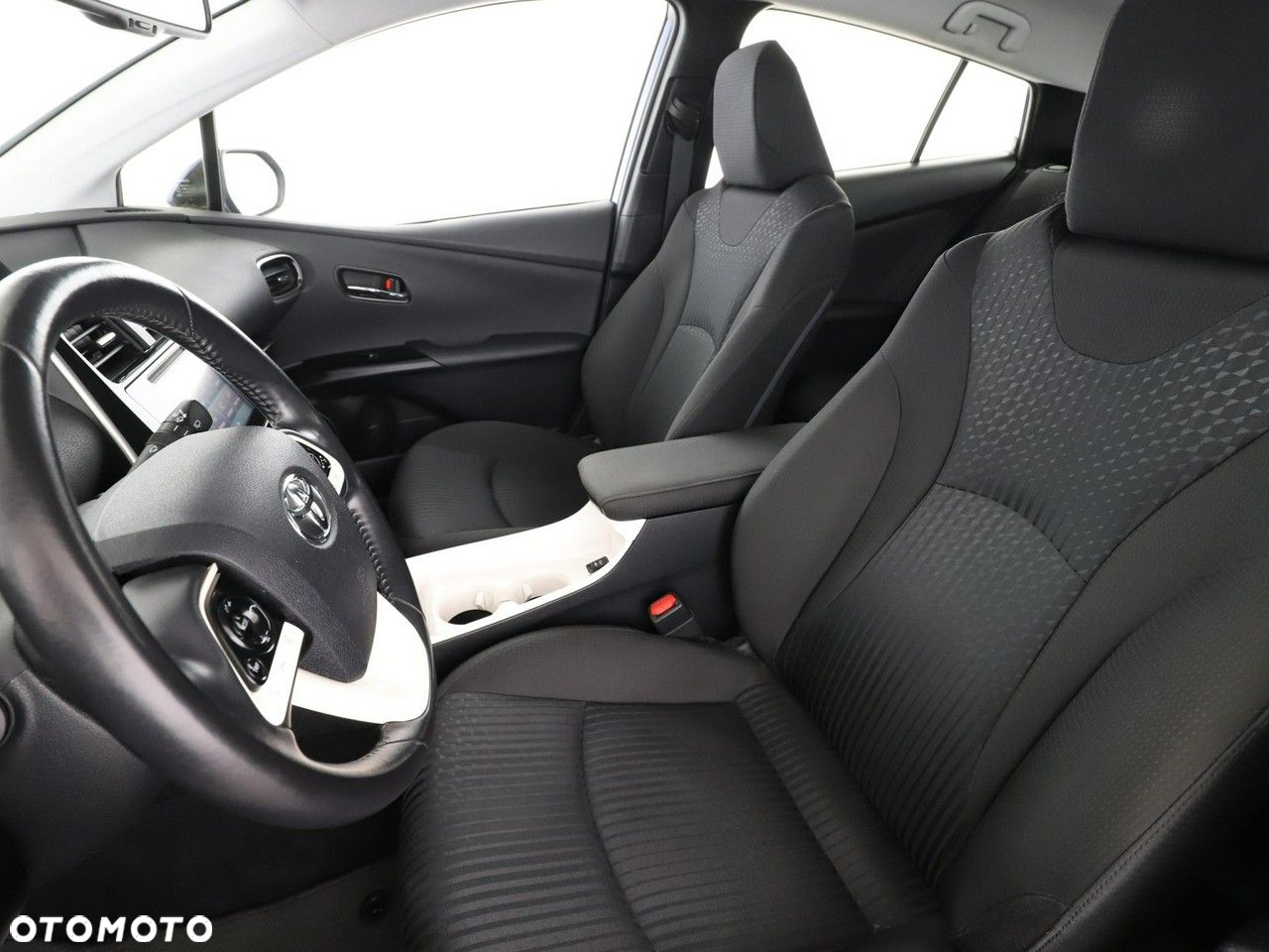 Toyota Prius 1.8 Hybrid Comfort - 13
