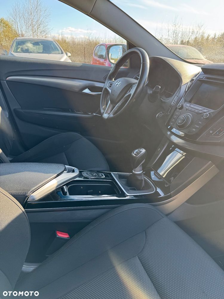 Hyundai i40 1.6 GDI Classic - 32