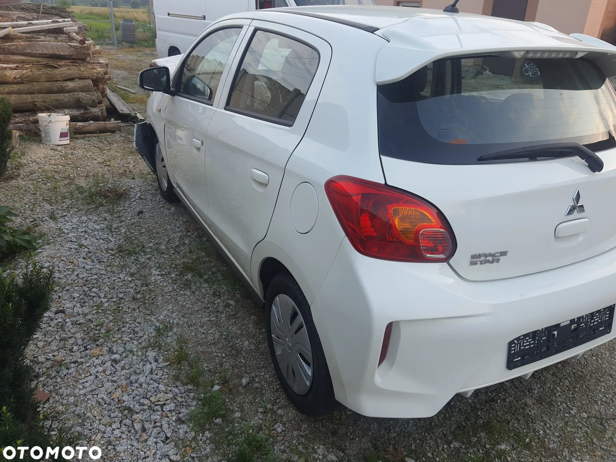 Mitsubishi Space Star 1.0 - 3