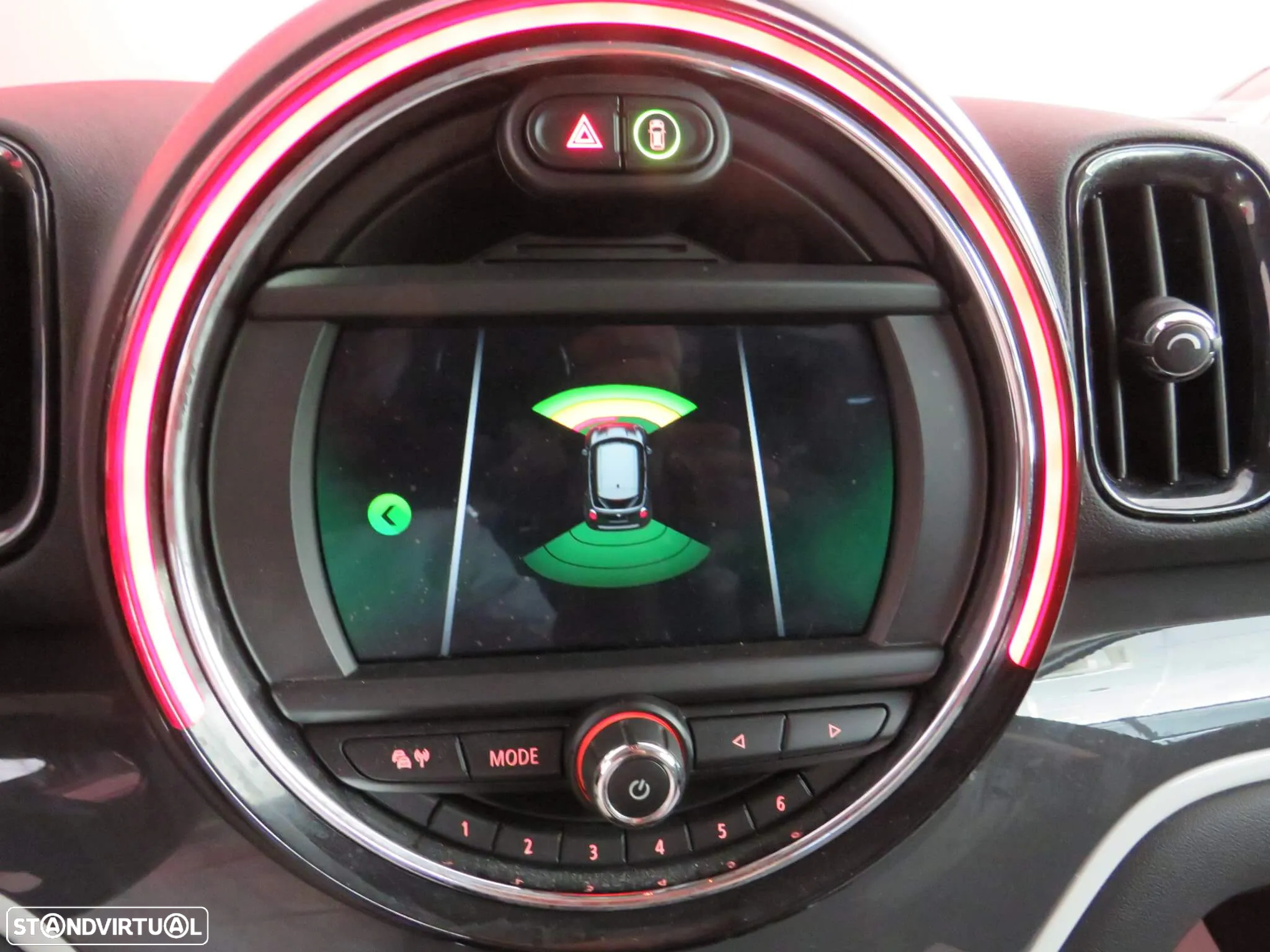 MINI Countryman Cooper SE ALL4 Auto - 38