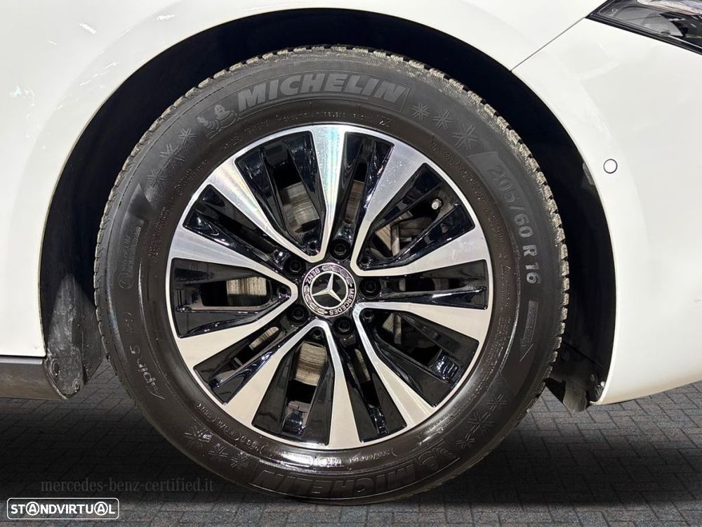 Mercedes-Benz A 200 Style Plus Aut. - 16
