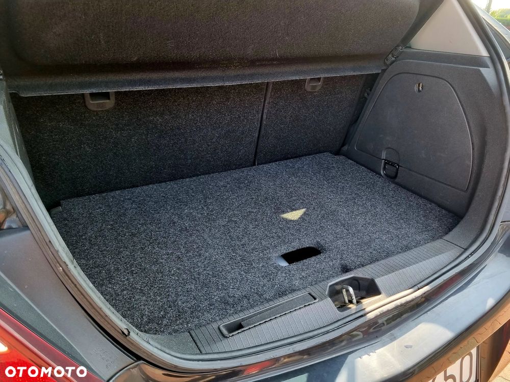 Opel Corsa 1.4 T Cosmo S&S - 7