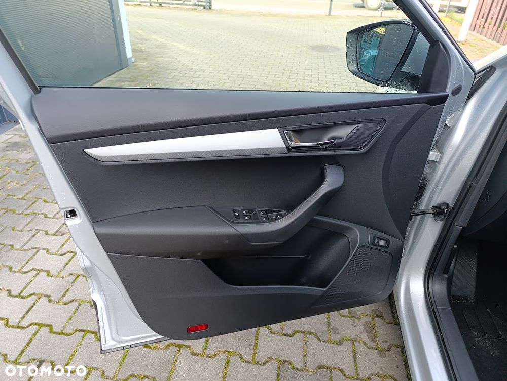 Skoda Karoq 1.5 TSI ACT Selection DSG - 11