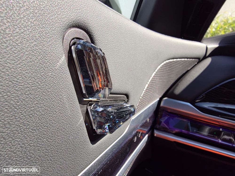 BMW i7 xDrive60 Pack Desportivo M Pro - 37