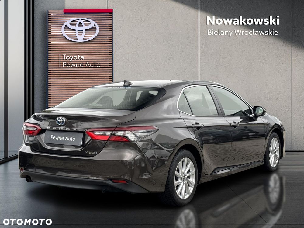 Toyota Camry 2.5 Hybrid Comfort CVT - 5