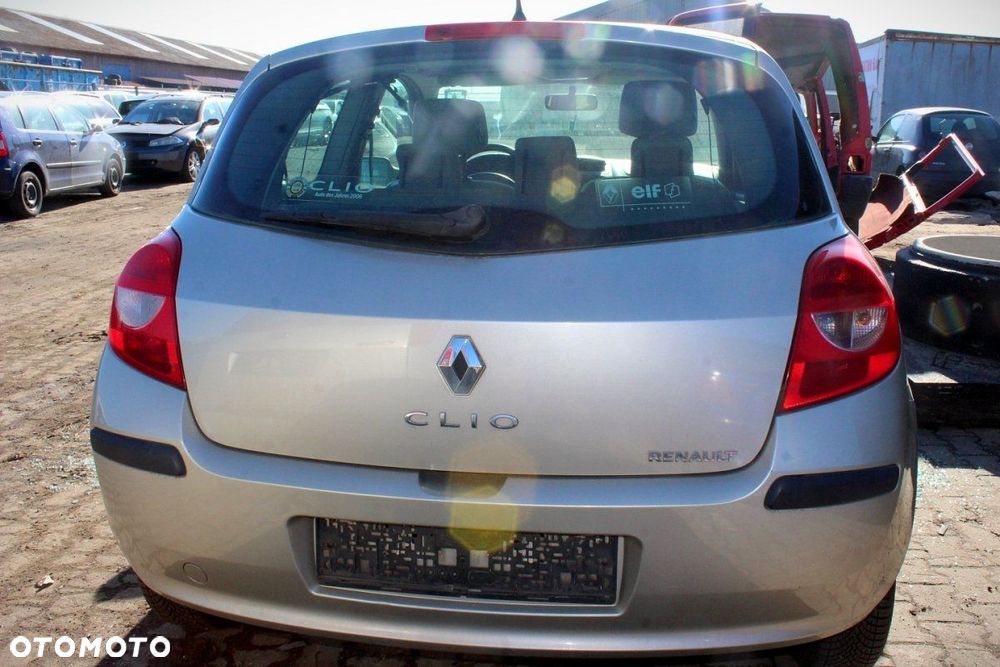 Renault Clio III 2006 1.1i D4F740 HB3D (MASKA, ZDERZAK, LAMPA, BŁOTNIK, DRZWI, SZYBA, FOTEL) - 6