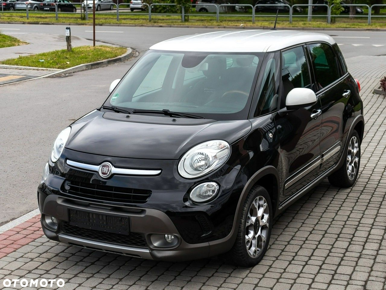Fiat 500L 1.4 16V T-Jet Trekking - 4