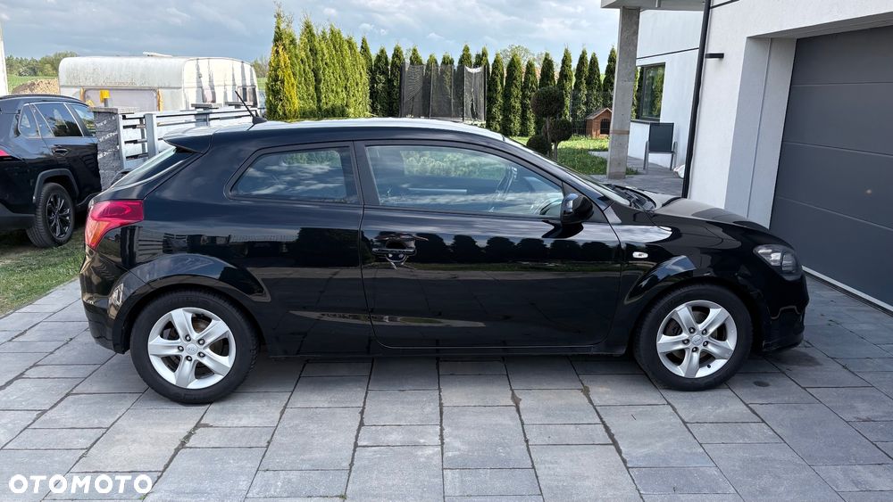 Kia Ceed 1.6 CRDi ISG Vision - 33