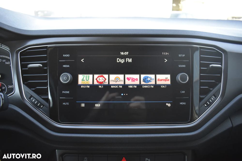 Volkswagen T-Roc 1.5 TSI DSG Sport - 17