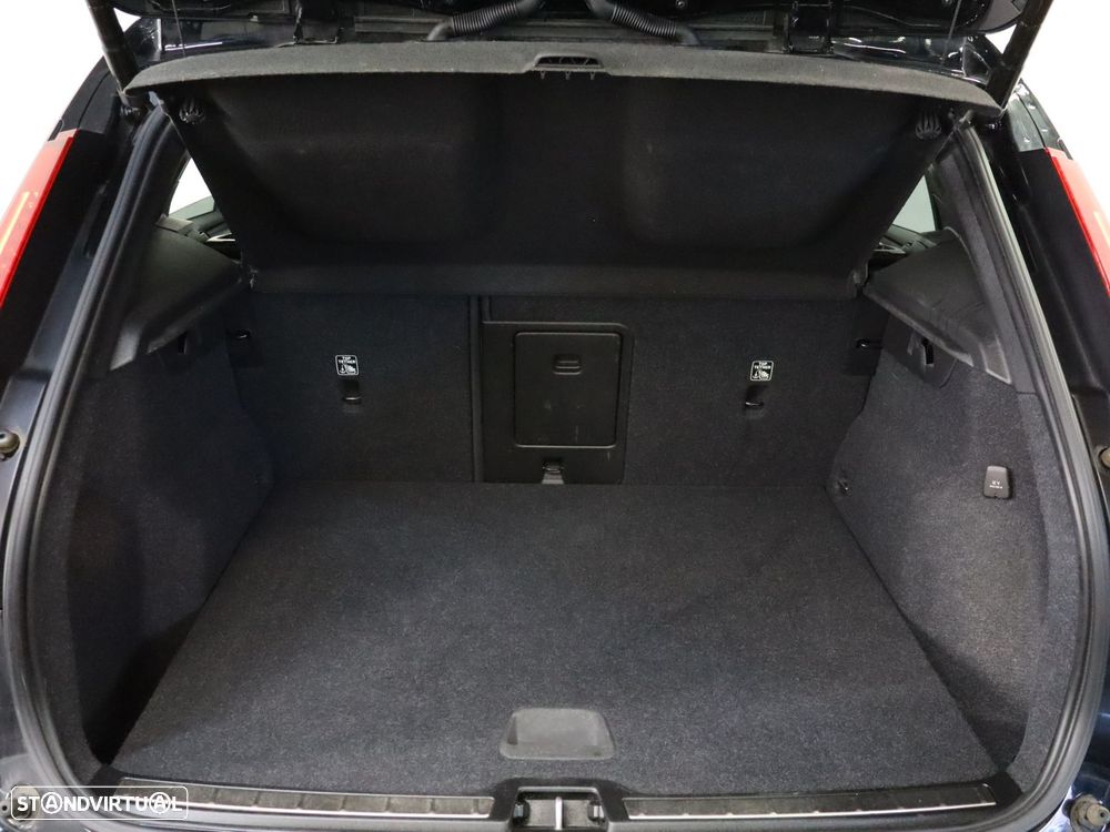 Volvo XC 40 1.5 T5 PHEV Inscription - 24
