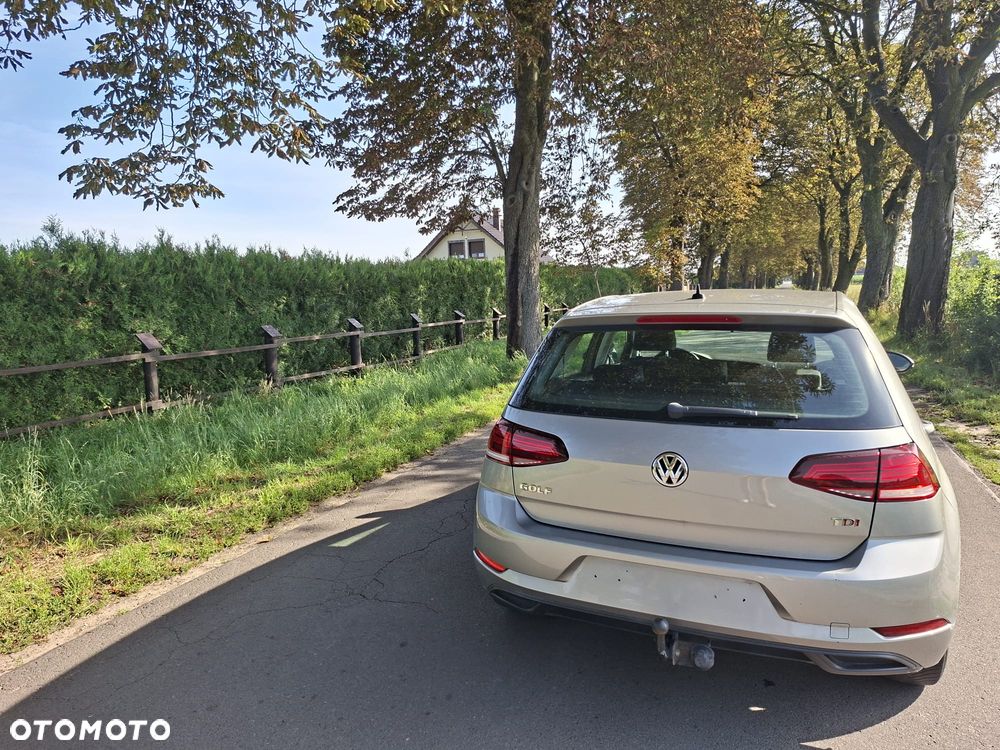 Volkswagen Golf 1.6 TDI (BlueMotion Technology) Comfortline - 8