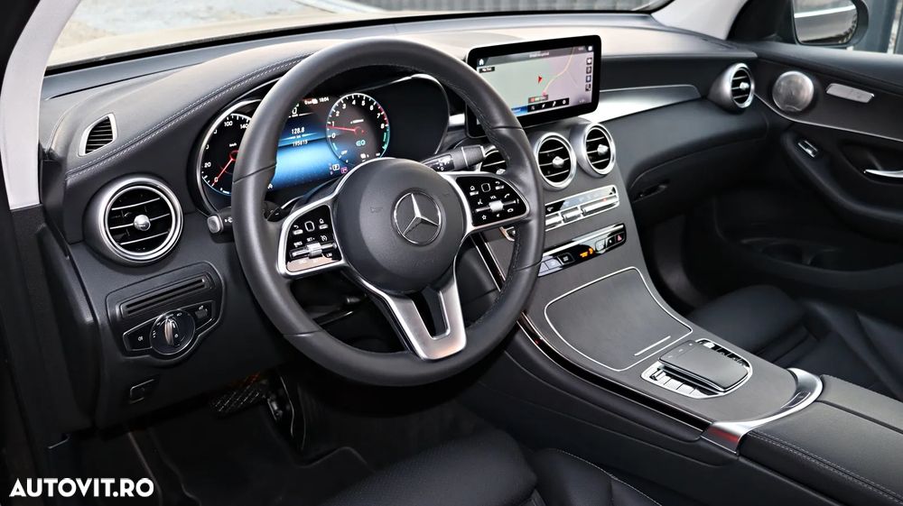 Mercedes-Benz GLC 300 e 4MATIC - 17