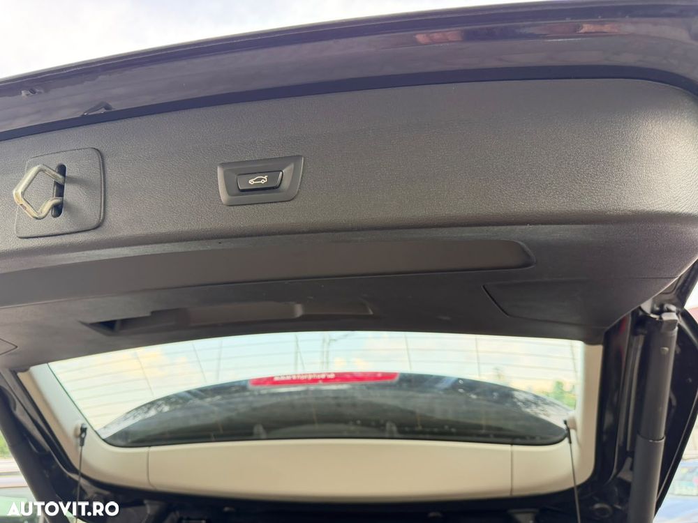 BMW X1 sDrive18d AT - 15