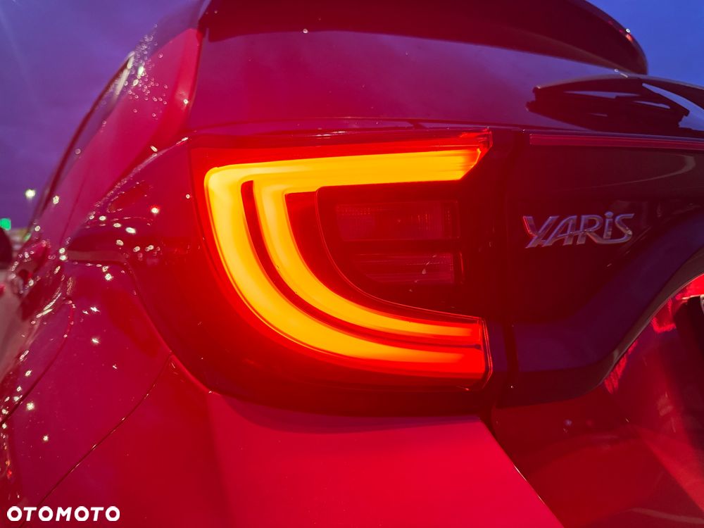 Toyota Yaris 1.5 Premiere Edition CVT - 6