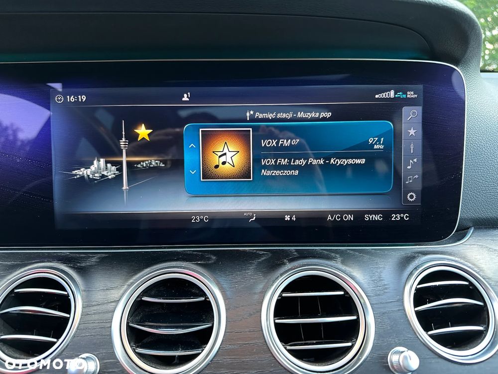 Mercedes-Benz Klasa E 220 d 4-Matic All-Terrain - 15