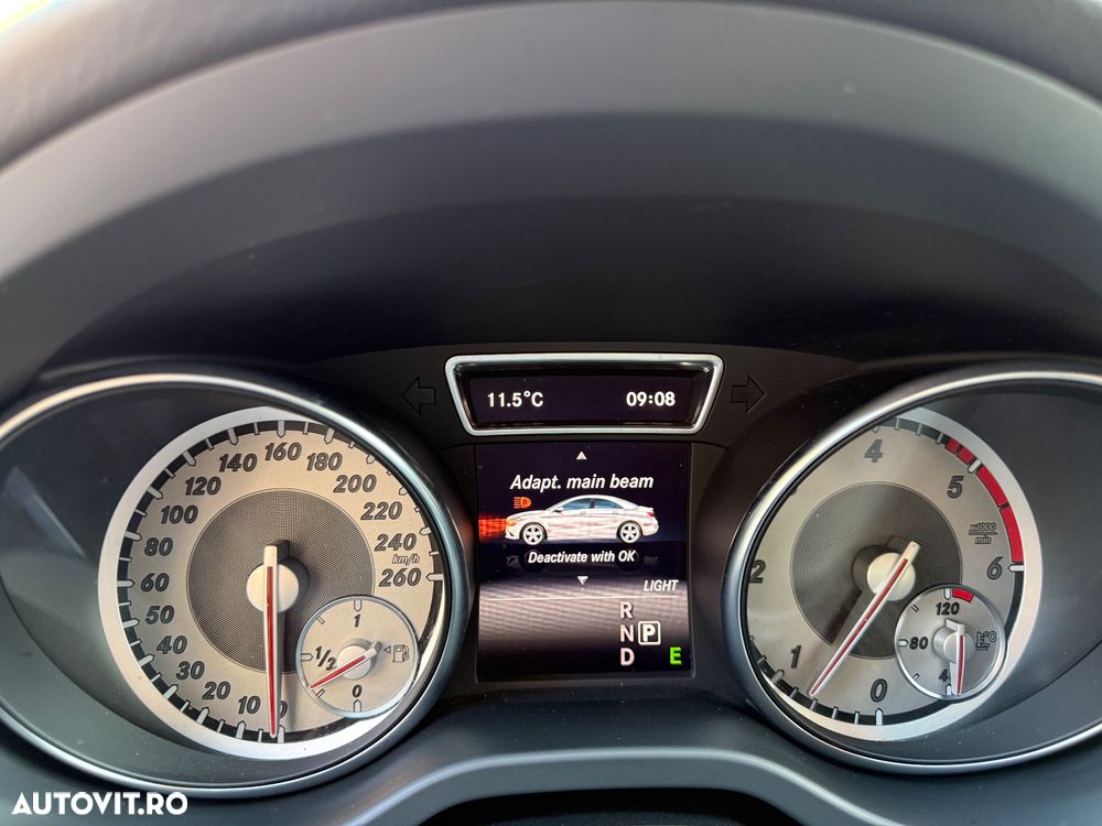 Mercedes-Benz CLA 220 - 16