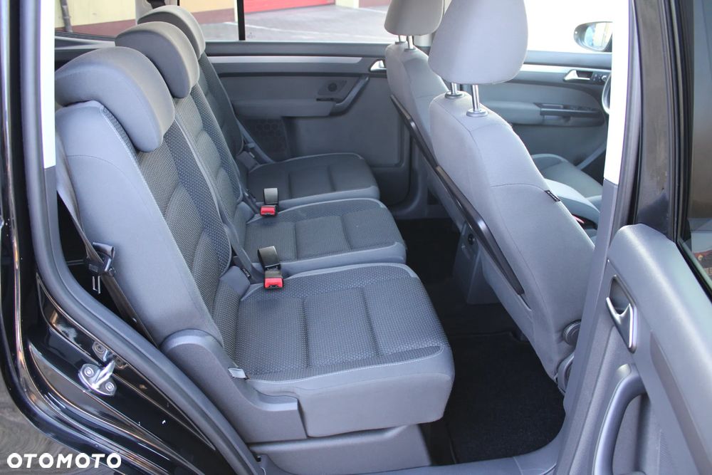 Volkswagen Touran 1.6 TDI DPF DSG Comfortline - 26