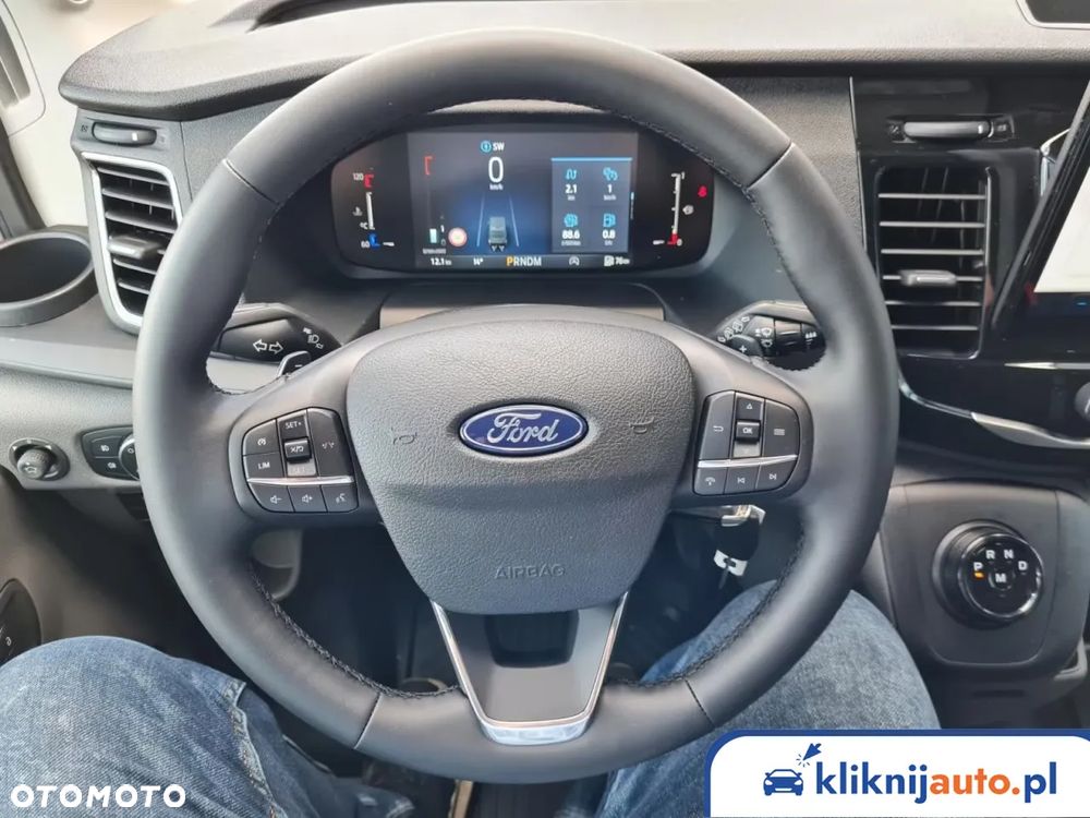 Ford Transit - 8