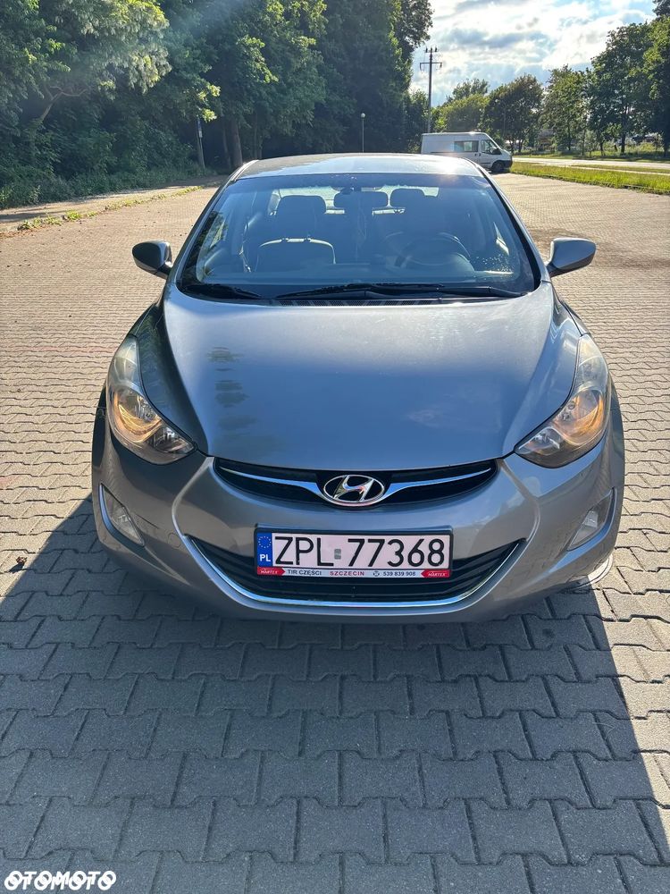 Hyundai Elantra 2012 photo 3