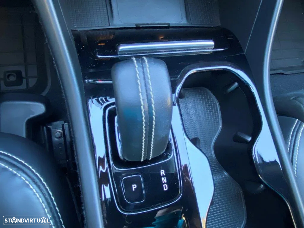 Volvo XC 40 1.5 T3 R-Design Geartronic - 19