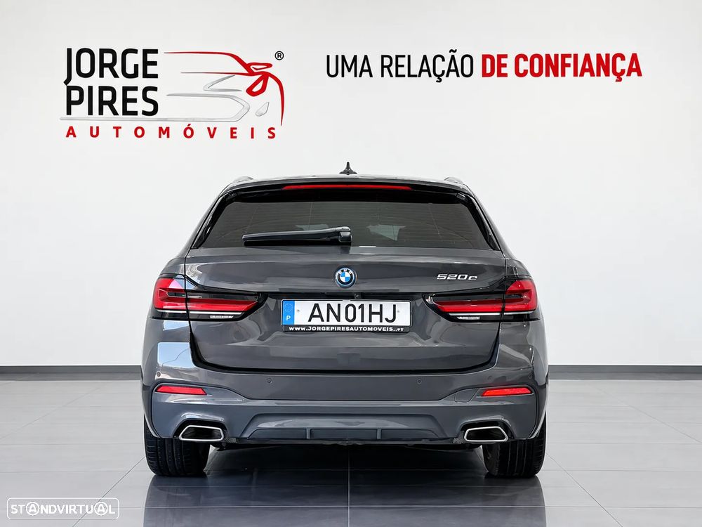 BMW 520 e Pack M - 15
