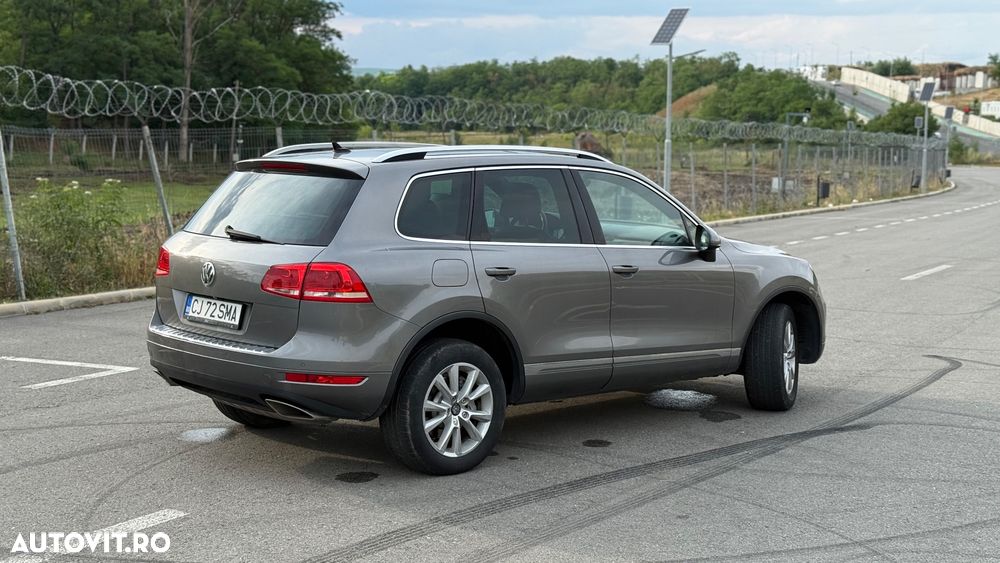 Volkswagen Touareg 3.0 V6 TDI BMT - 7