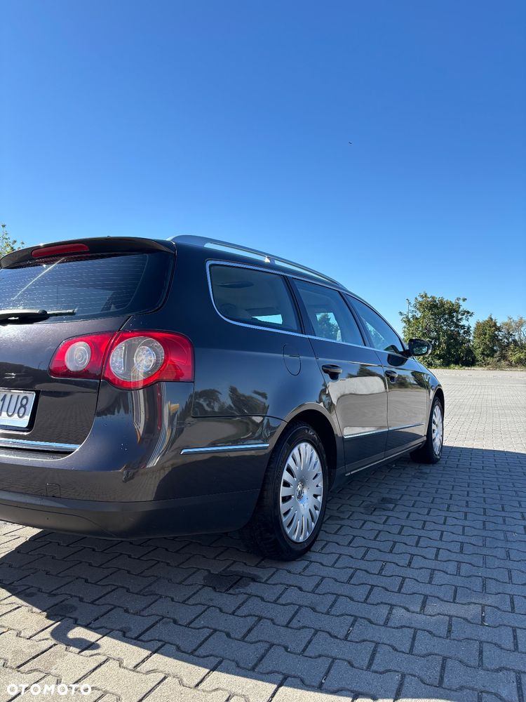 Volkswagen Passat - 6