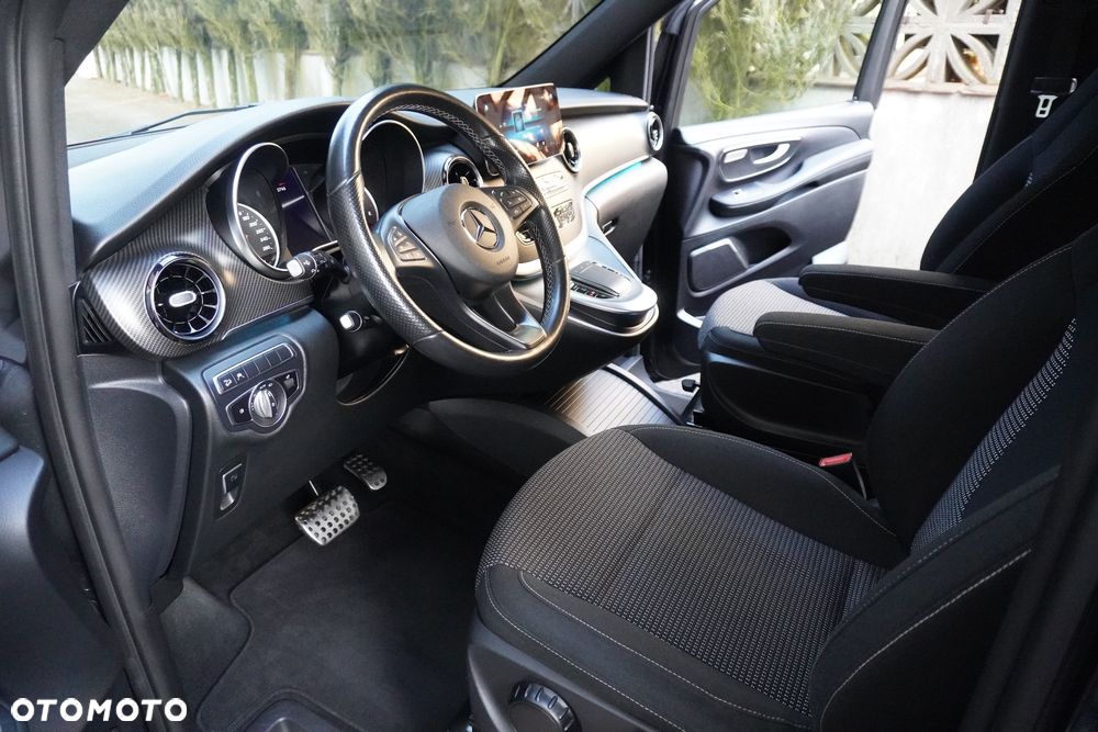 Mercedes-Benz Klasa V 250 d lang 4Matic 9G-TRONIC Avantgarde - 2