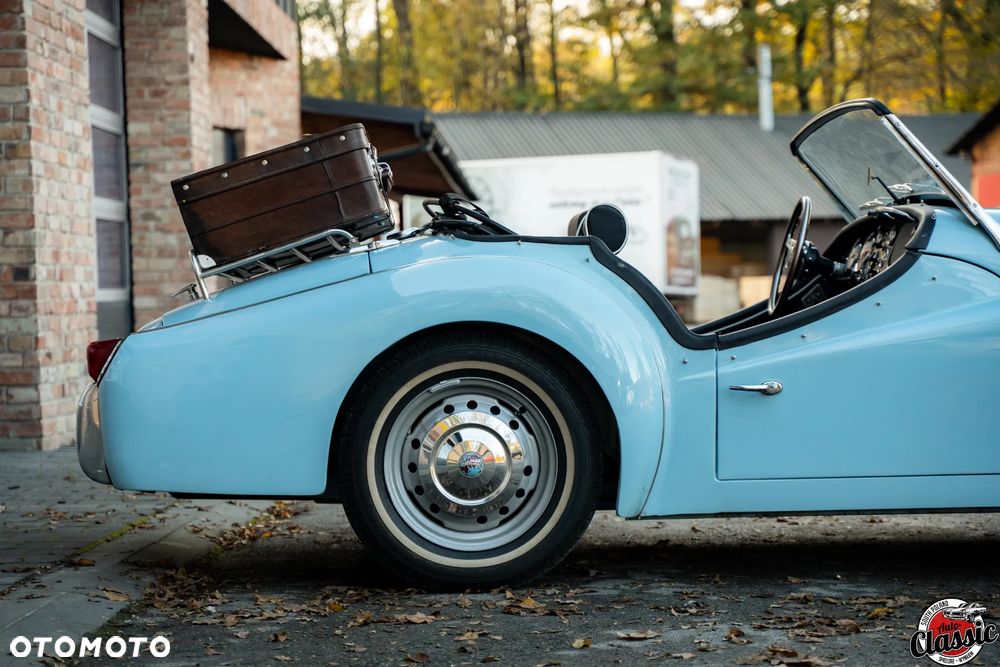Triumph TR3 - 8