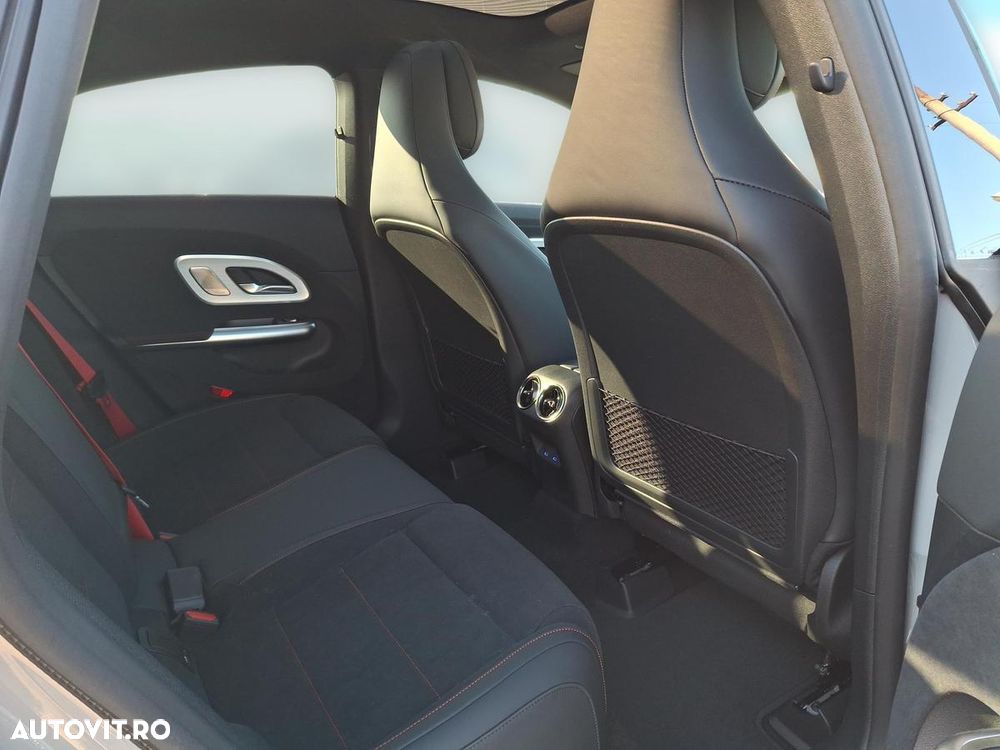 Mercedes-Benz CLA 200 - 16