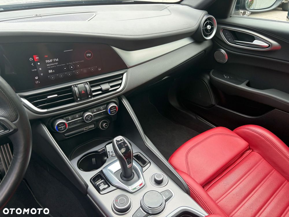 Alfa Romeo Giulia - 15