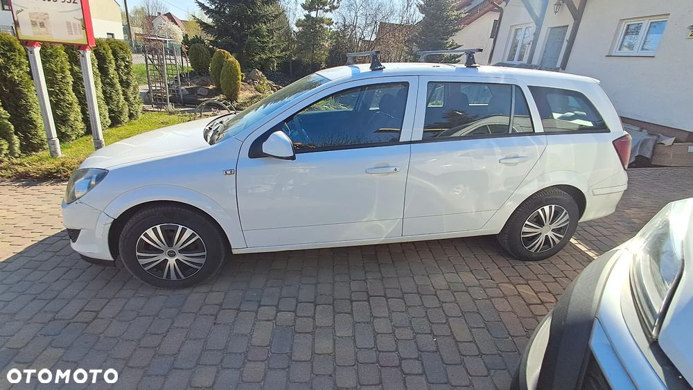Opel Astra 1.7 CDTI - 24