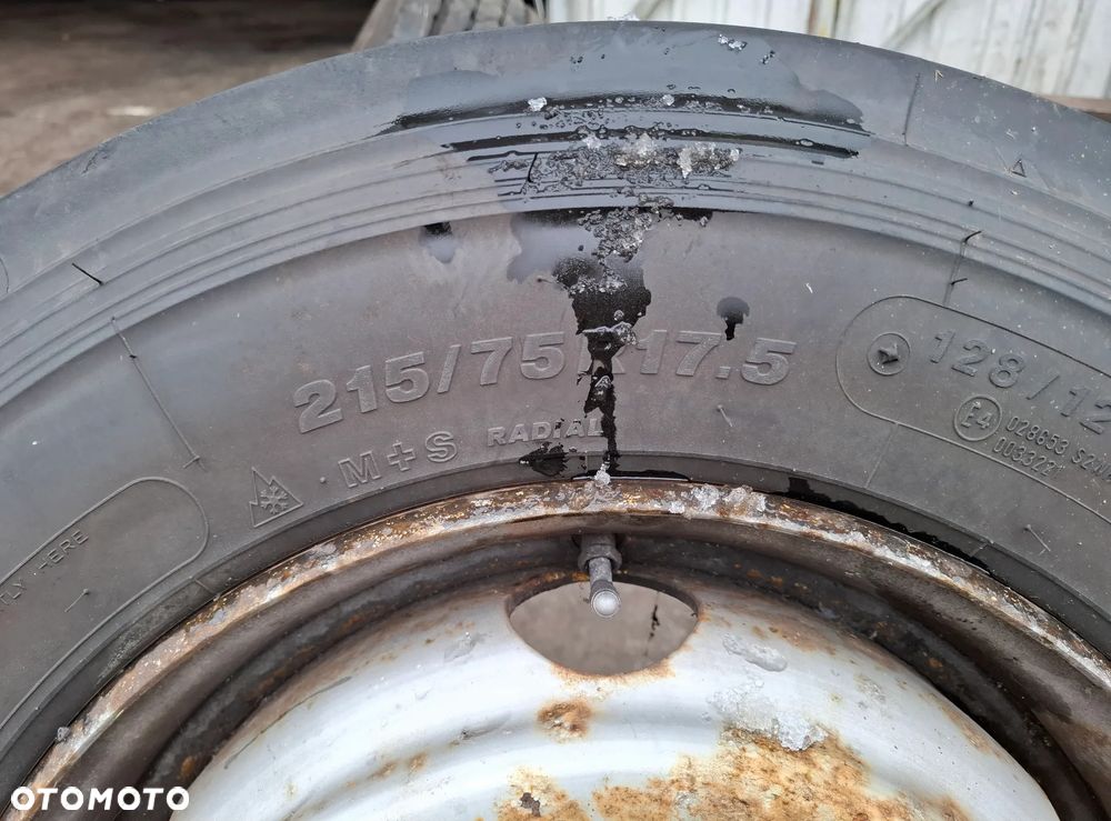 Felga z oponą Bridgestone R-STEER 002 rozmiar 215/75 R17.5 - 3