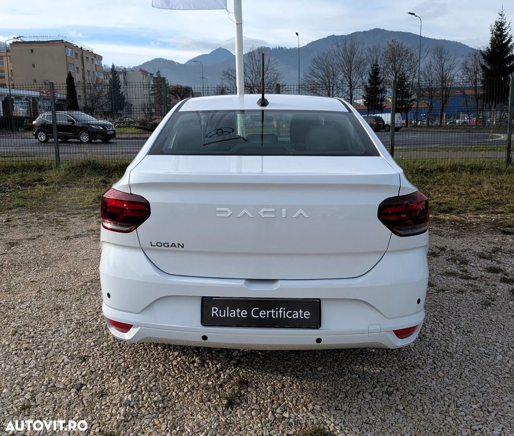 Dacia Logan TCe 90 MT5 Expression - 8