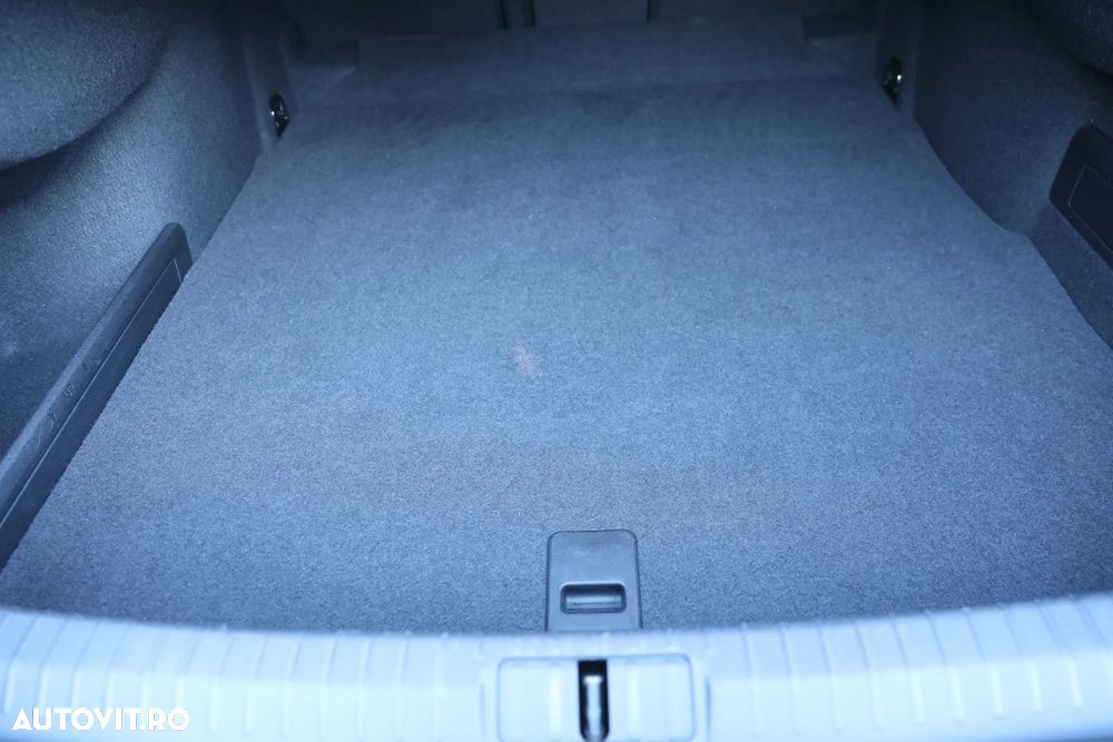 Volkswagen Passat 1.5 TSI OPF DSG Business - 18