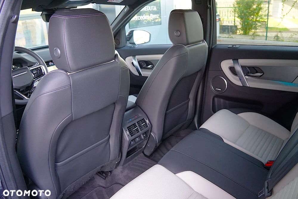 Land Rover Discovery Sport - 21