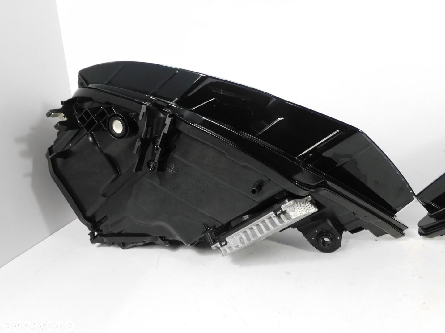 AUDI A6 C8 4K LAMPA PRAWA MATRIX HD 4K0941036 - 3