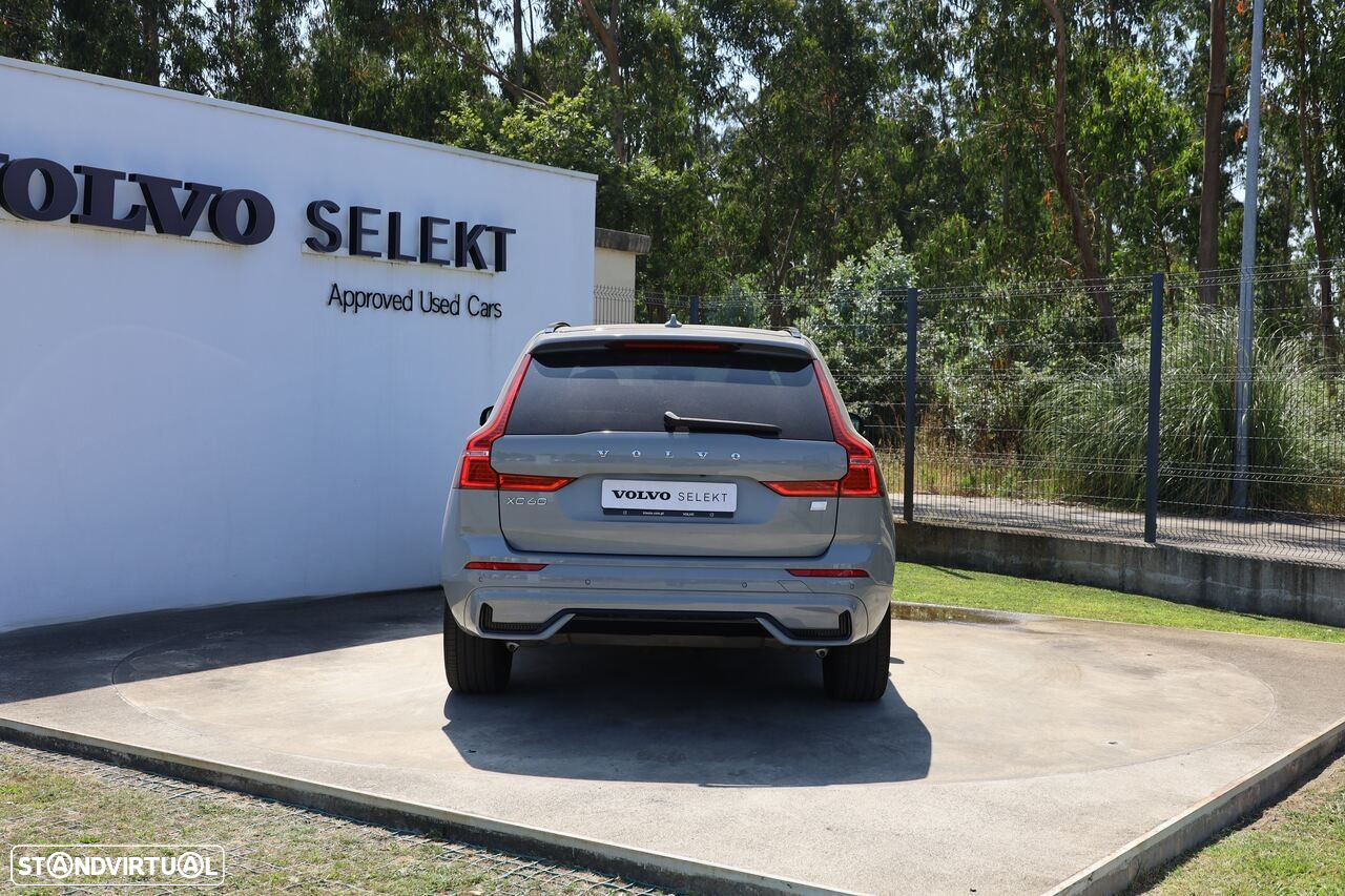 Volvo XC 60 2.0 T6 PHEV Plus Dark AWD - 5