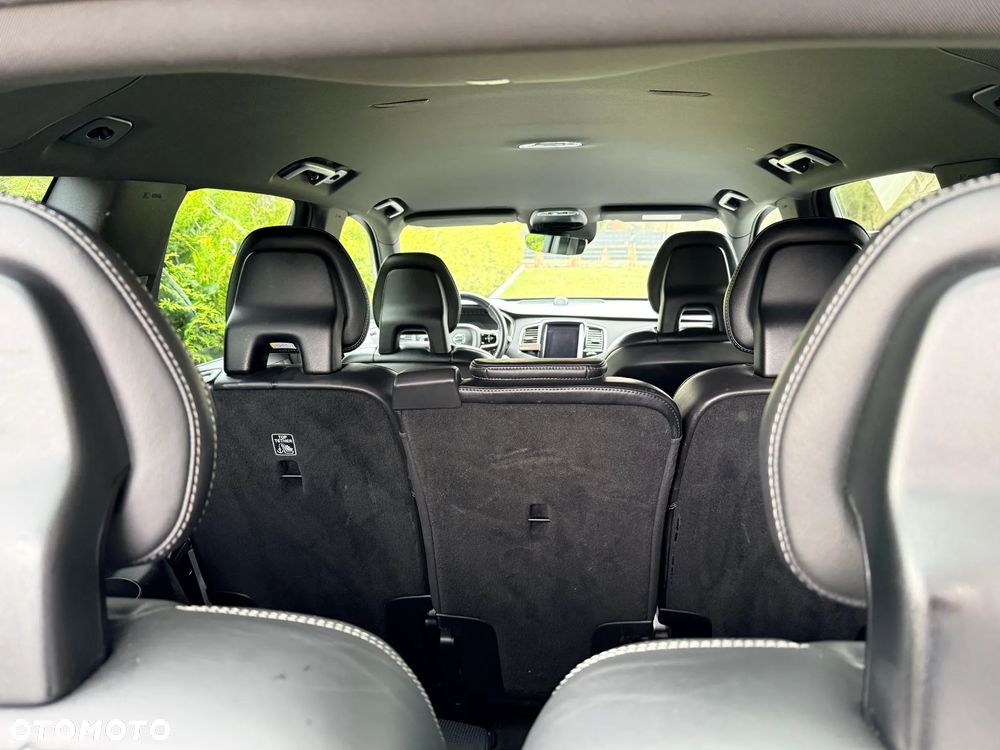 Volvo XC 90 D5 AWD R-Design 7os - 12