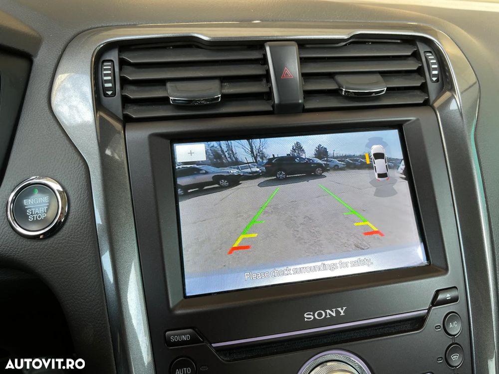 Ford Mondeo 2.0 HEV Titanium - 13