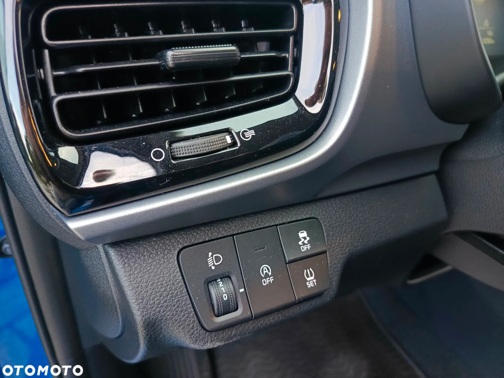 Kia Stonic 1.0 T-GDI L Business Line - 33