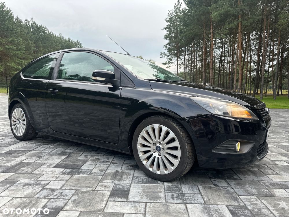 Ford Focus 2.0 16V Titanium - 22