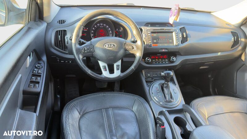 Kia Sportage 2.0 CRDI 4WD Automatik Fifa World Cup Edition - 8