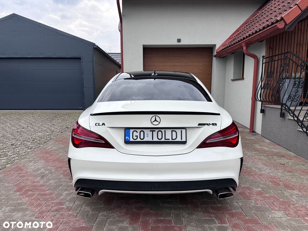 Mercedes-Benz CLA - 4